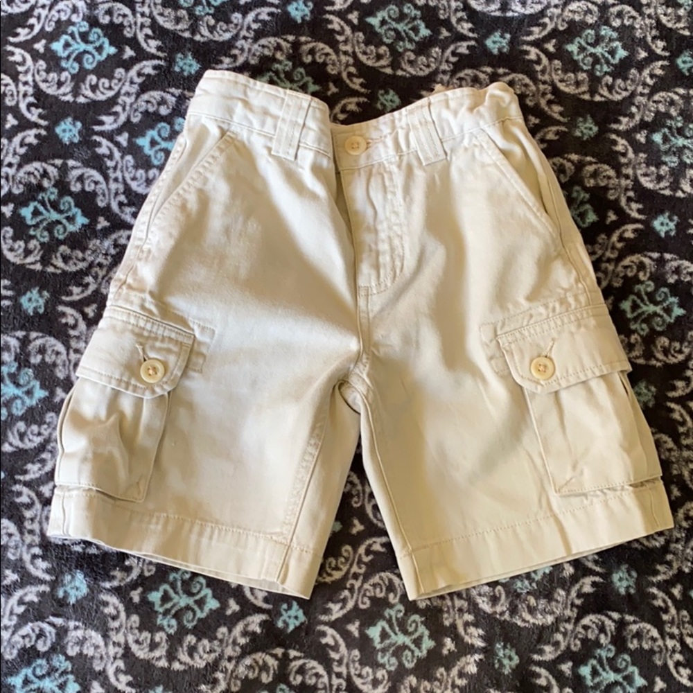 Polo by Ralph Lauren khaki cargo shorts size 4